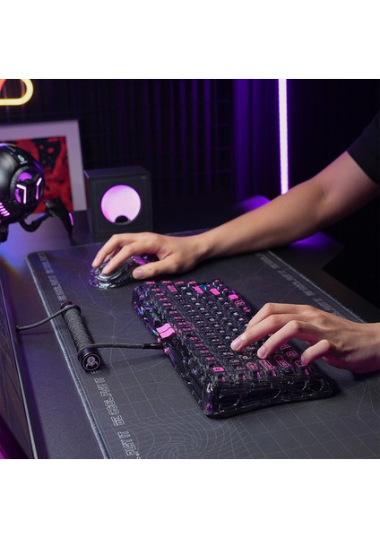 Mercury V75 Lite He Hall Effect Manyetik Switch Gaming Klavye, Hot-Swappable, Rapid Trigger, 8000Hz, 0.25MS Ultra Düşük Gecikme, Kablolu, Rgb Işıklı, Ingilizce Q, Transparent Black