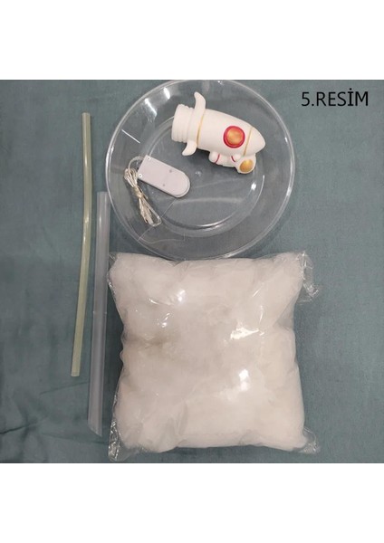 Kendin Yap Uçan Astronot Tasarımlı Gece Lambası