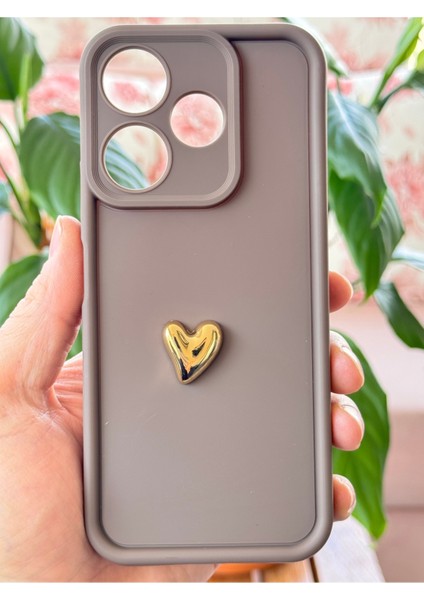 Xiaomi Redmi 13 Kılıf 3D Kalp Tasarımlı Kahverengi Desenli Yumuşak Kamera Korumalı Silikon Kapak modelleri