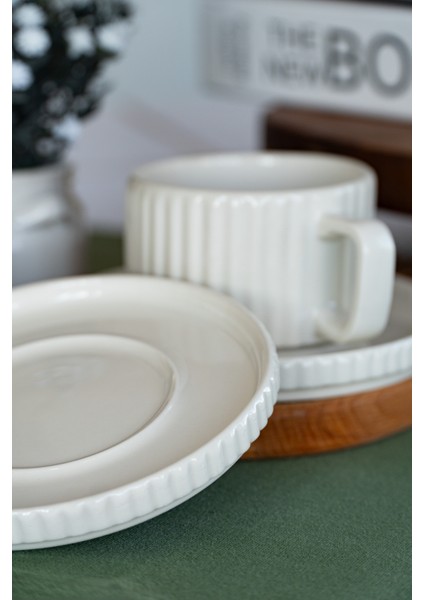 Satürn 4 Parça 2 Kişilik Porselen Çay Fincan Seti indirimleri