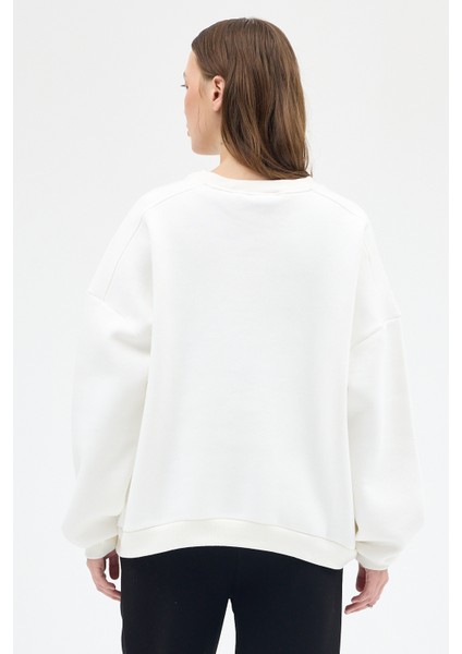 Ekru Bisiklet Yaka Oversize Kadın Sweatshirt 9152M