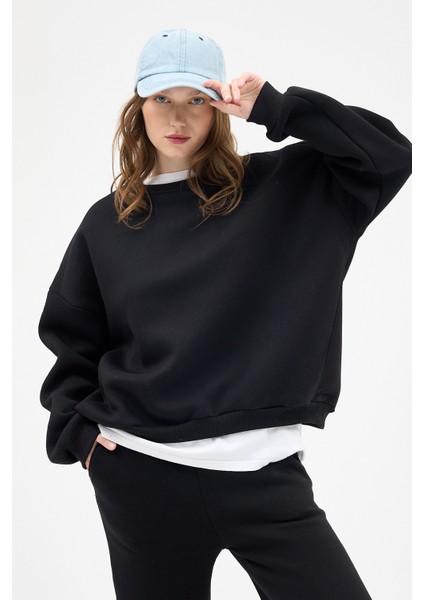 Siyah Bisiklet Yaka Oversize Kadın Sweatshirt 9152M