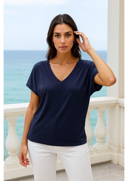 Kadın Koyu Lacivert Viskon Ön Arka V Yakalı T-Shirt Yarasa Kol Relaxed Bluz fırsatları