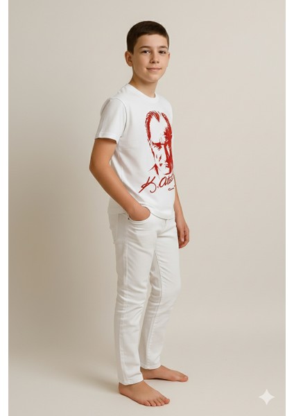 Atatürk Portre ve Imzalı Çocuk Tişört | Unisex | Beyaz | Pamuk indirimleri