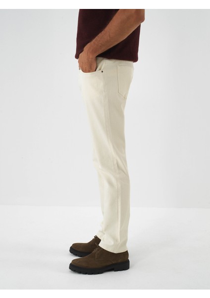 Erkek Naturel Pamuk Dokulu Slim Fit Denim Pantolon fırsatları