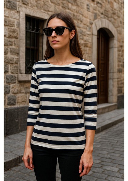 Kadın Çizgili Basic Bluz - Siyah-Beyaz 3/4 Kol - Günlük Rahat Şık Kombin - Yeni Sezon Trend fırsatları