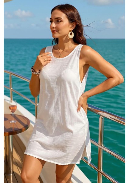 Kadın Beyaz Sırt Detaylı Yırtmaçlı Plaj Elbisesi Pareo – Şık, Rahat ve 4 Mevsim Kullanıma Uygun modelleri