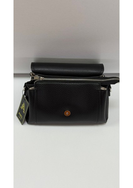 ,çok Gözlü ,kullanışlı,kilit Detaylı ,bayan Kol ve Çapraz Çantası