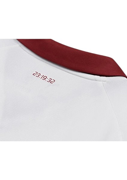 Orijinal Lisanslı 2025/26 Yeni Sezon Reklamsız Beyaz Forma modelleri