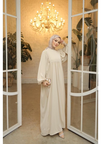 Açık Bej Tesettür Balon Kollu Oversize Elbise Standart Beden ( 36 - 42 ) Uyumludur 1692 fırsatları