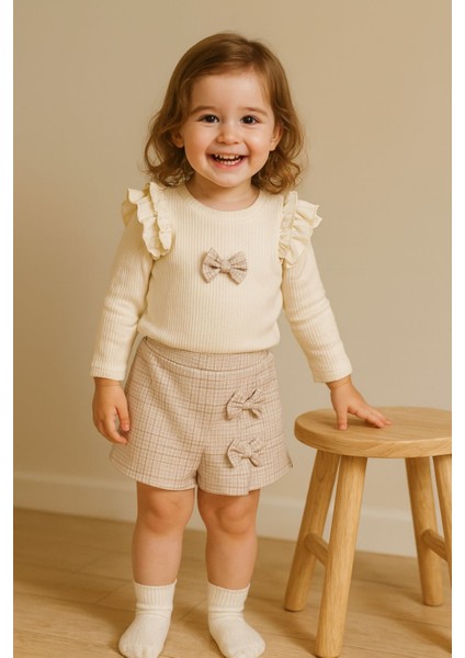 Şort Etekli Fiyonklu Takım