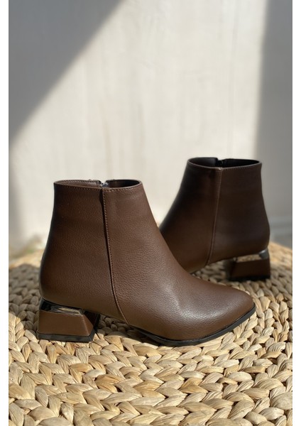 Kahverengi Cilt 4 cm Kalın Galvaniz Topuklu Şık Günlük Kadın Bot TMD2024800 modelleri