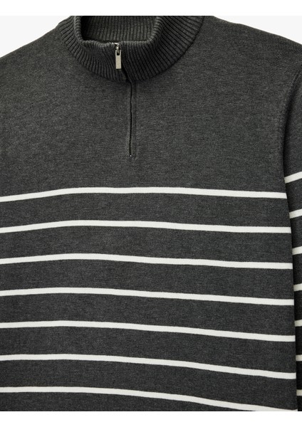 Regular Fit Uzun Kollu Basic Yarım Fermuarlı Triko Kazak modelleri