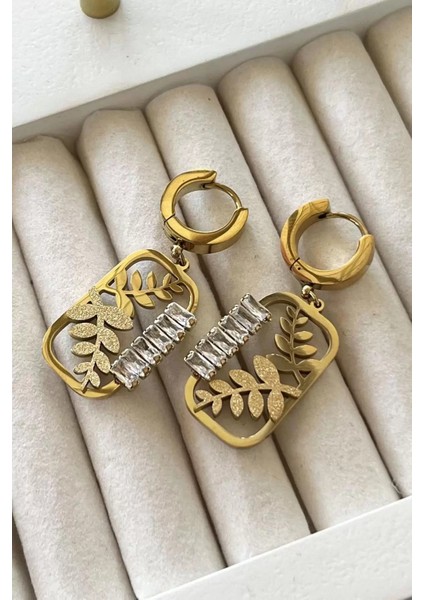 Altın Renk Taş Detaylı Çelik Küpe fiyatları