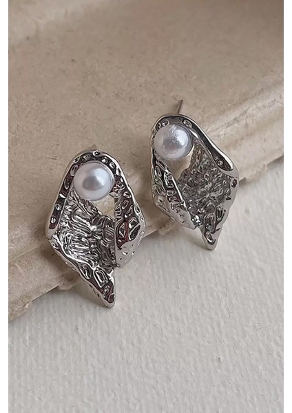 Gümüş Renk Inci Detaylı Çelik Küpe fiyatları