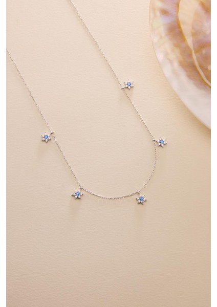 925 Ayar Gümüş Rodyum Kaplama Aquamarin Taşlı Minimal Çiçek Şans Kolye indirimleri