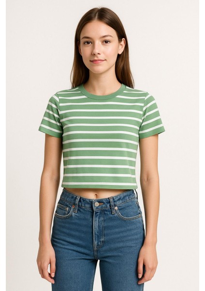 Kadın 3'lü Paket Yeşil-Pembe-Mavi Crop Tişört Pamuk Bisiklet Yaka T-Shirt fırsatları