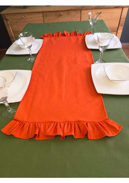 Iki Tarafı Fırfırlı Runner - Sıvı Itici Özlliğe Sahip modelleri