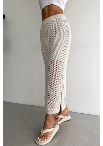 Kadın Örgü Dokulu Yırtmaçlı Midi Etek – Hafif & Yazlık Stil