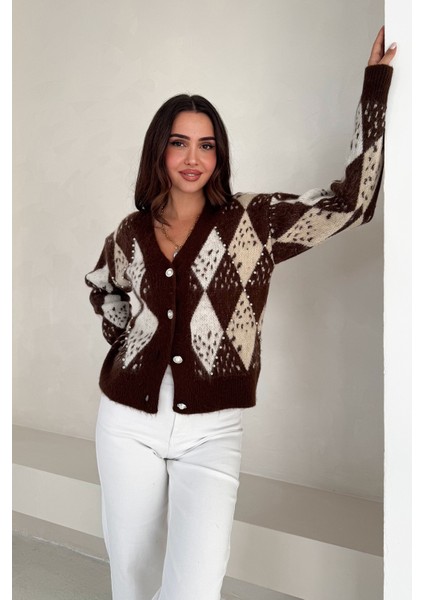 Kadın Argyle Desenli Triko Hırka – Retro & Zarif Stil modelleri