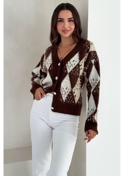 Kadın Argyle Desenli Triko Hırka – Retro & Zarif Stil