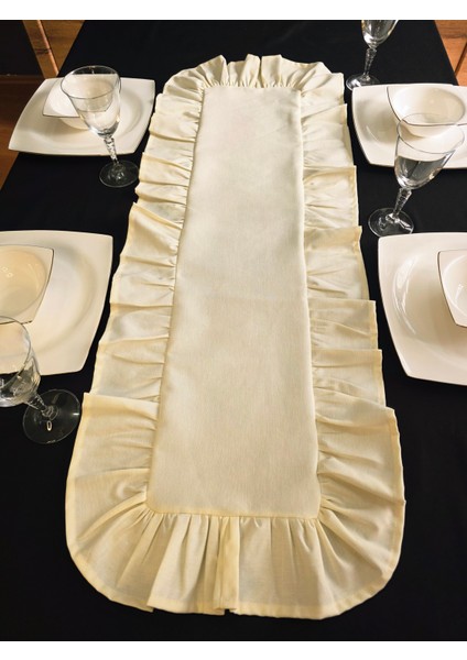 Etrafı Fırfırlı Runner - Sıvı Itici Özlliğe Sahip modelleri