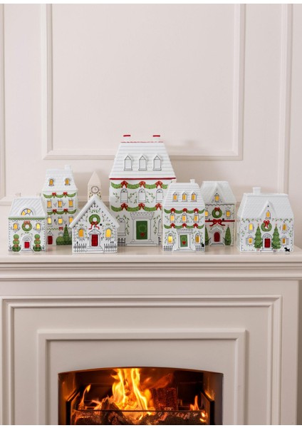 Dekoratif LED Işıklı Yılbaşı Evi 11X9X18 cm indirimleri