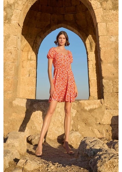 Monamise Çiçek Desenli Kısa Kollu Elbise fırsatları