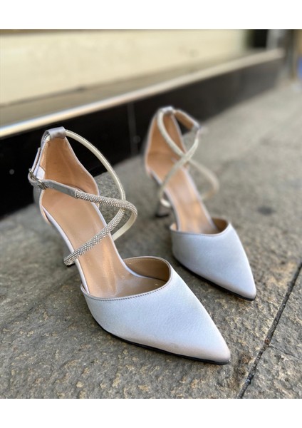 Saten Çapraz Bantlı 9 cm Topuklu Ayakkabı 0271