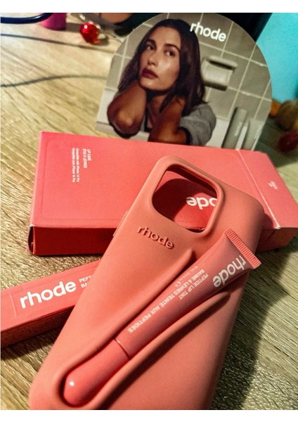 iPhone (15) Uyumlu Rhode Kılıf (Peach Pit) fiyatları