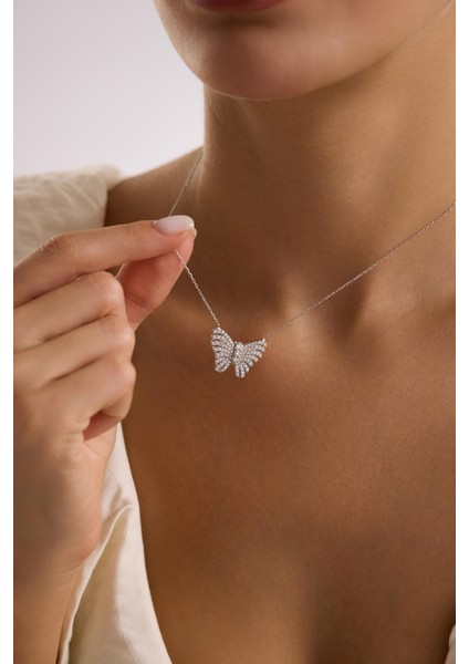 925 Ayar Gümüş Rodyum Kaplama Kanatları Zirkon Taşlı Kelebek Kolye modelleri