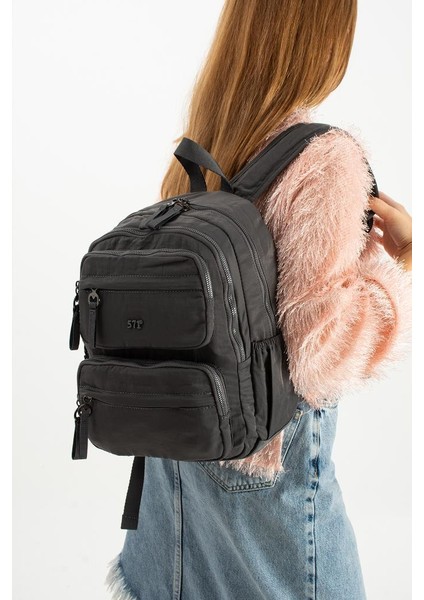 Kadın Sırt Çantası Ultra Hafif Poliamid Kumaş Su Geçirmez Çok Cepli Günlük Sırt Çantası 35*25 cm