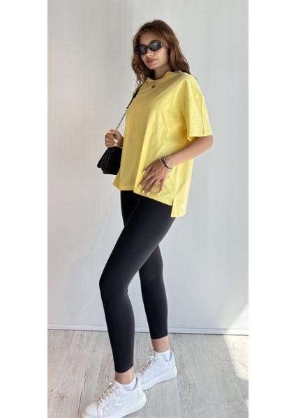 Kadın Bisiklet Yaka Kısa Kollu Oversize Basic Tişört indirimleri