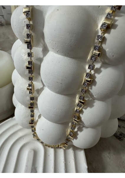 Özel Seri Kare Taşlı Çelik Kolye