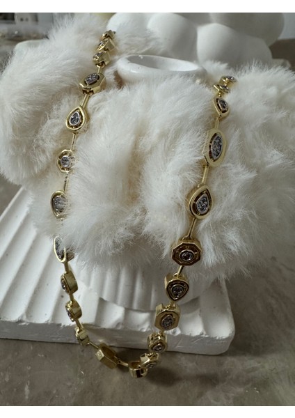 Özel Seri Taşlı Çelik Kolye modelleri