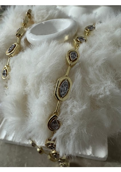 Özel Seri Taşlı Çelik Kolye fırsatları