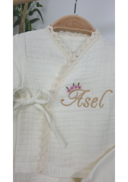 Müslin Yeni Doğan 4katlı Organik %100PAMUK Kişiye Özgü Nakışlı Hastane Çıkış Seti (Papatya Model-2) modelleri