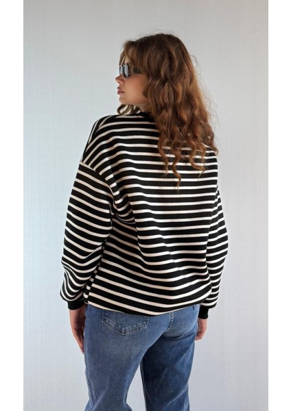 Kadın Bisiklet Yaka Çizgili Uzun Kol Oversize Sweatshirt fırsatları
