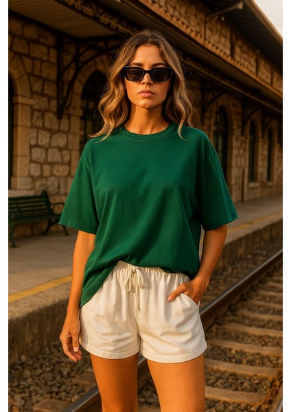 Kadın Yeşil %100 Pamuk Oversize Basic Tişört – Rahat Kalıp Relaxed Bisiklet Yaka T-Shirt fiyatları