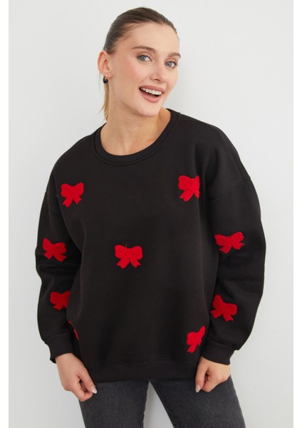 3 Iplik Fiyonk Nakışlı Oversize Sweatshirt fırsatları