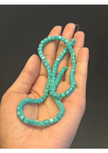 102 Adet Kristal Kare Delikli Turkuaz Boncuk Set 0,50 mm fırsatları