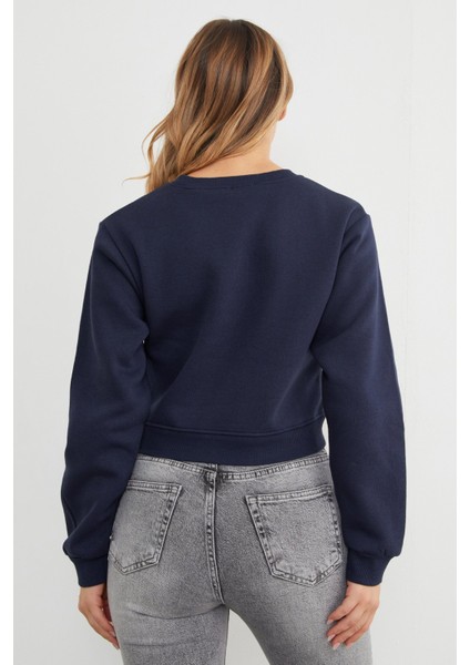 3 Iplik Fiyonk Nakışlı Crop Sweatshirt