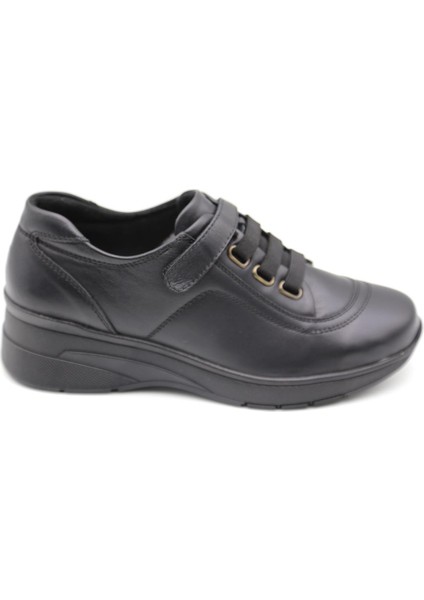 044-050 Kadın Deri Ayakkabı