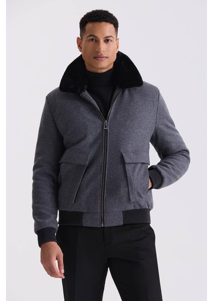 Gri Regular Fit Yaka Kürklü Kışlık Şişme Mont indirimleri
