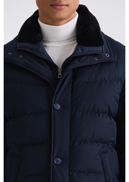 Lacivert Regular Fit Yaka Kürklü Düğmeli Şişme Mont
