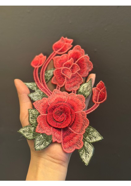 Nakış Işleme Kırmızı Çiçekli Dikiş Aksesuarı Arma 18X13 cm modelleri