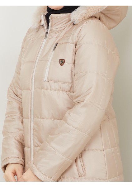 Kışlık Kapitone Şişme Kadın Kaban Kapşonlu Araboy Fermuarlı 20250 modelleri