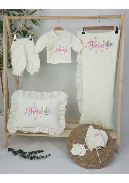 Müslin Yeni Doğan 4katlı Organik %100PAMUK Kişiye Özgü Nakışlı Hastane Çıkış Seti (Nota Model) fiyatları