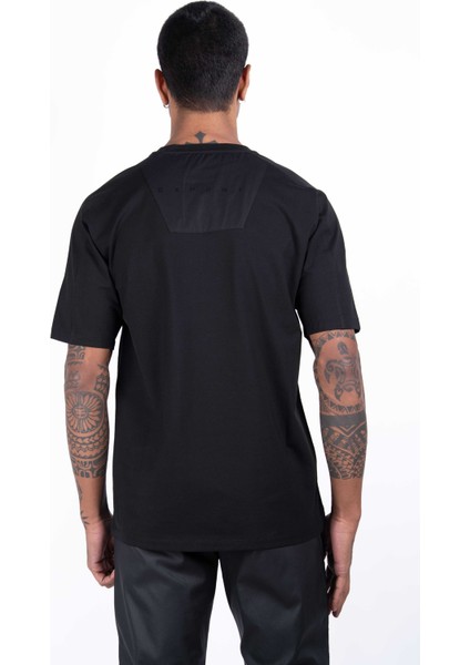 Ex-Peent Erkek Kısa Kollu Siyah Renkli, Poplin Garnili, Baskılı, Regular Fit Dikiş Detaylı T-Shirt