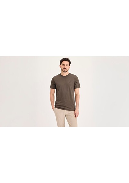 Yuvarlak Yaka Kahverengi Tişört modelleri